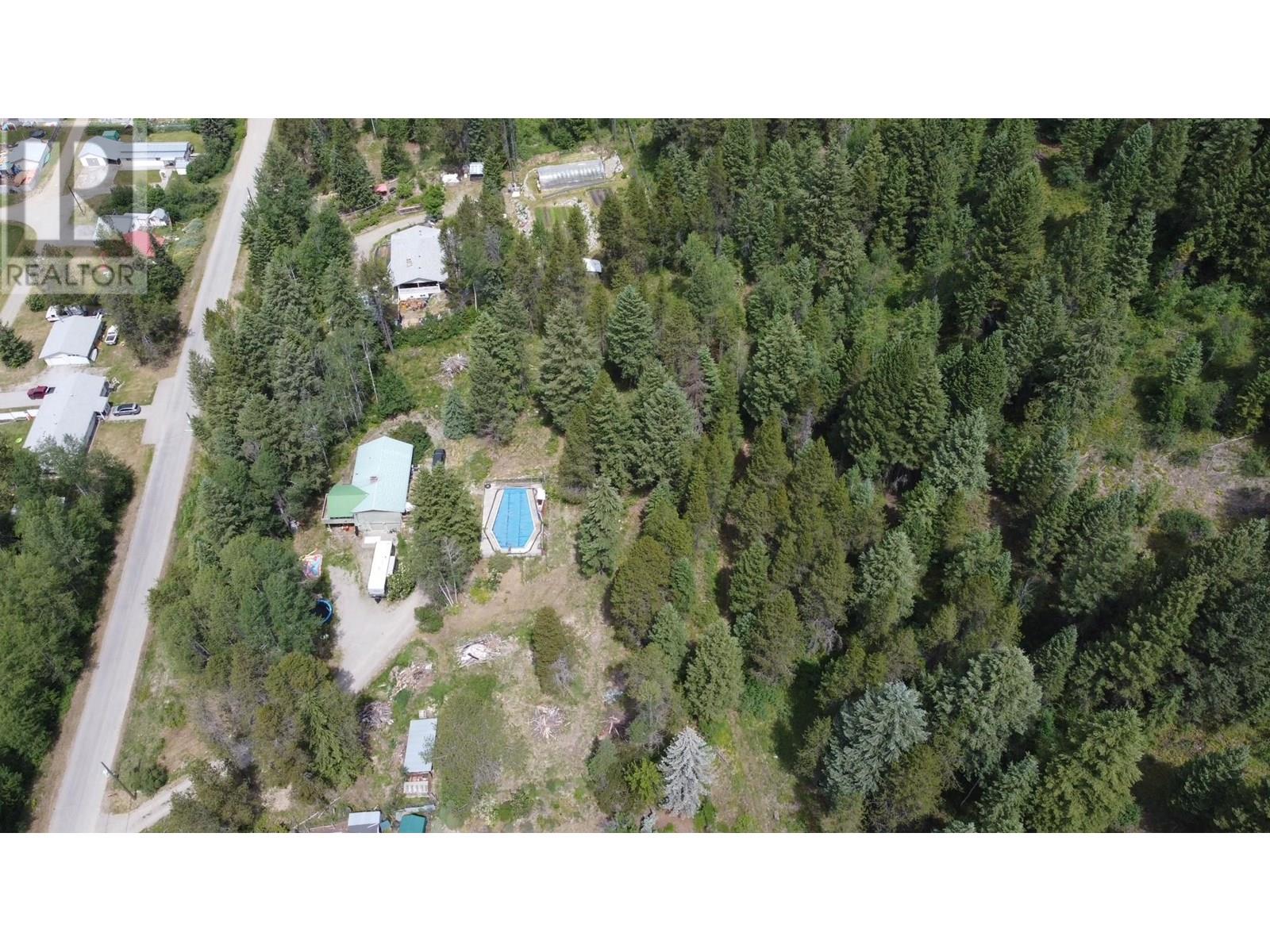 550 Strathmore Avenue, Greenwood, British Columbia V0H 1J0 - Photo 4 - 2477779