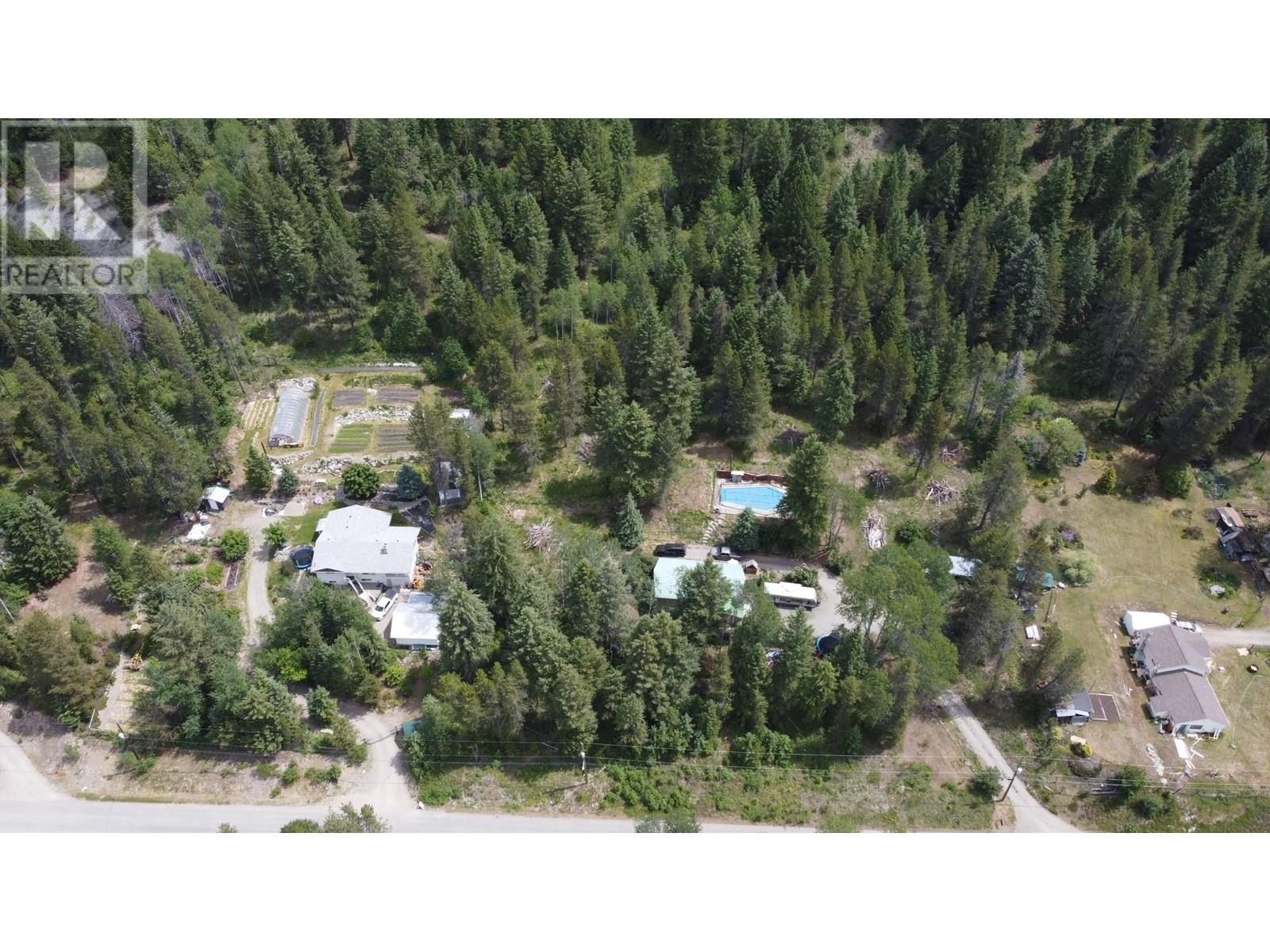 550 Strathmore Avenue, Greenwood, British Columbia V0H 1J0 - Photo 5 - 2477779