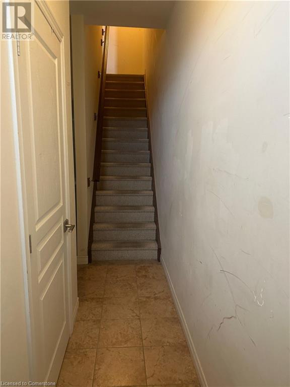 195 St Leger Drive, Kitchener, Ontario  N2H 0B3 - Photo 2 - 40681147