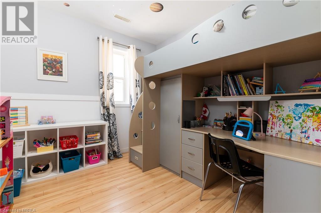 608 Upper James Street, Hamilton, Ontario  L9C 2Y8 - Photo 28 - 40682090