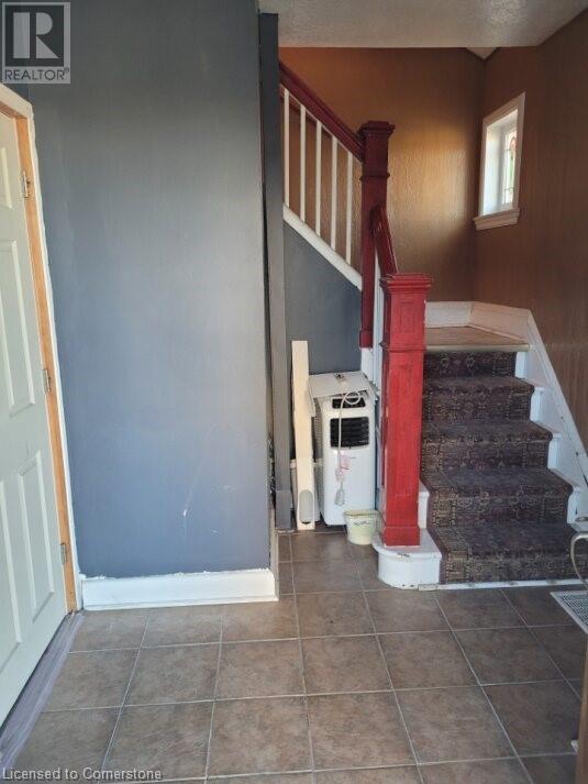 435 Aberdeen Avenue Unit# Upper, Hamilton, Ontario  L8P 2S4 - Photo 2 - 40682312