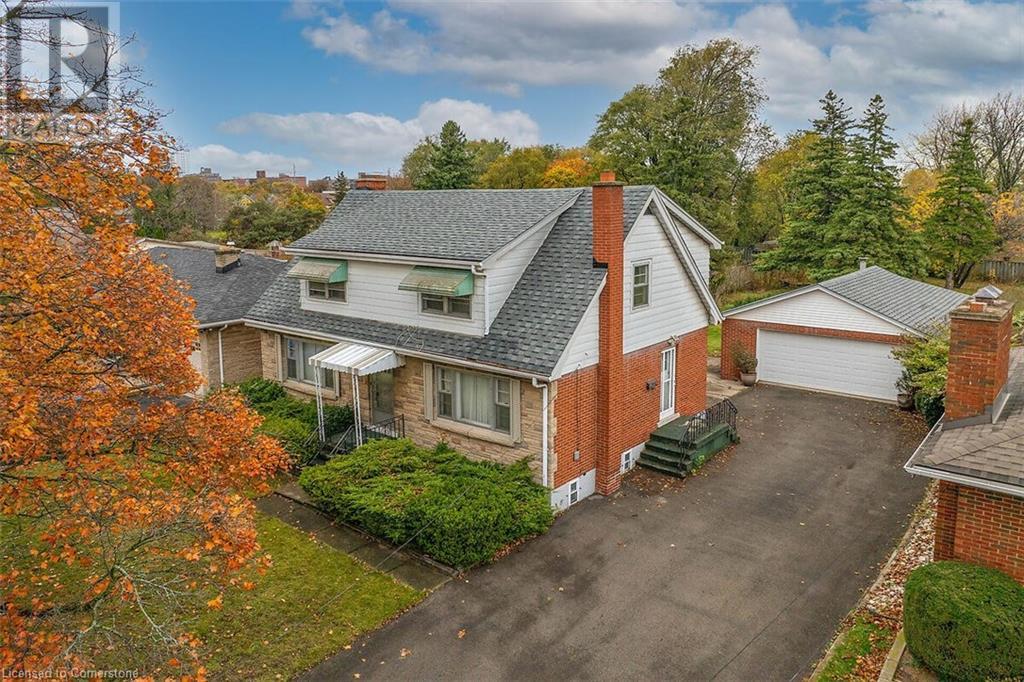 25 SUNNING HILL Avenue, Hamilton, Ontario