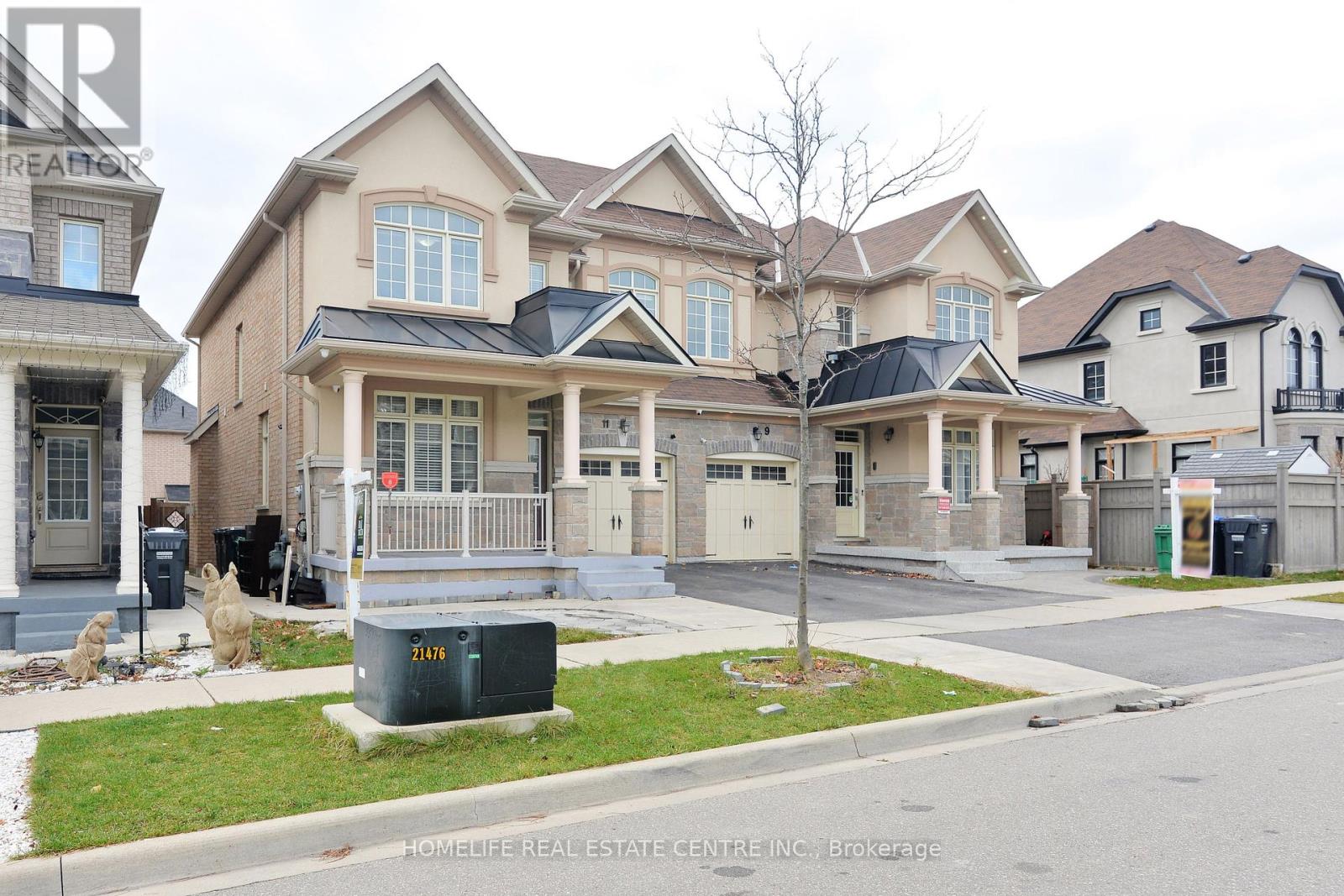 11 Villadowns Trail, Brampton, Ontario  L6R 3V6 - Photo 4 - W11567925