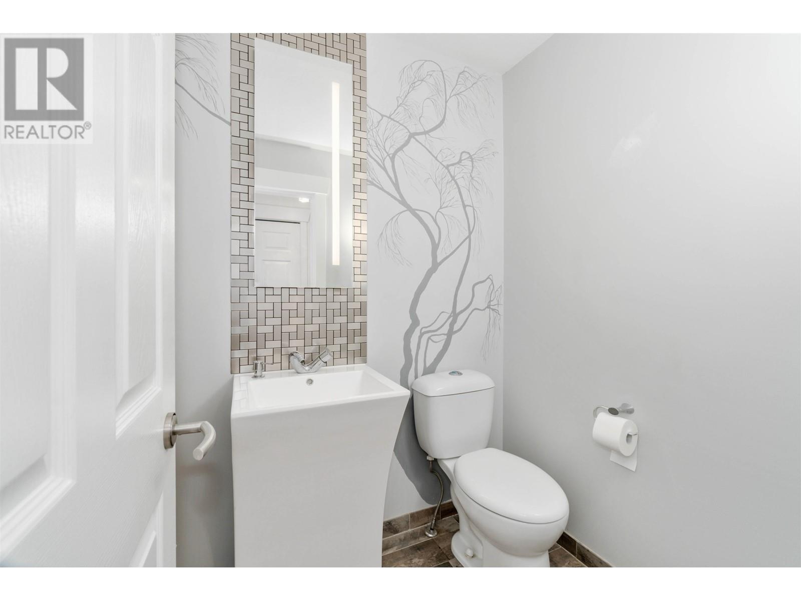 1633 Plateau Crescent, Coquitlam, British Columbia  V3E 3B3 - Photo 15 - R2943265