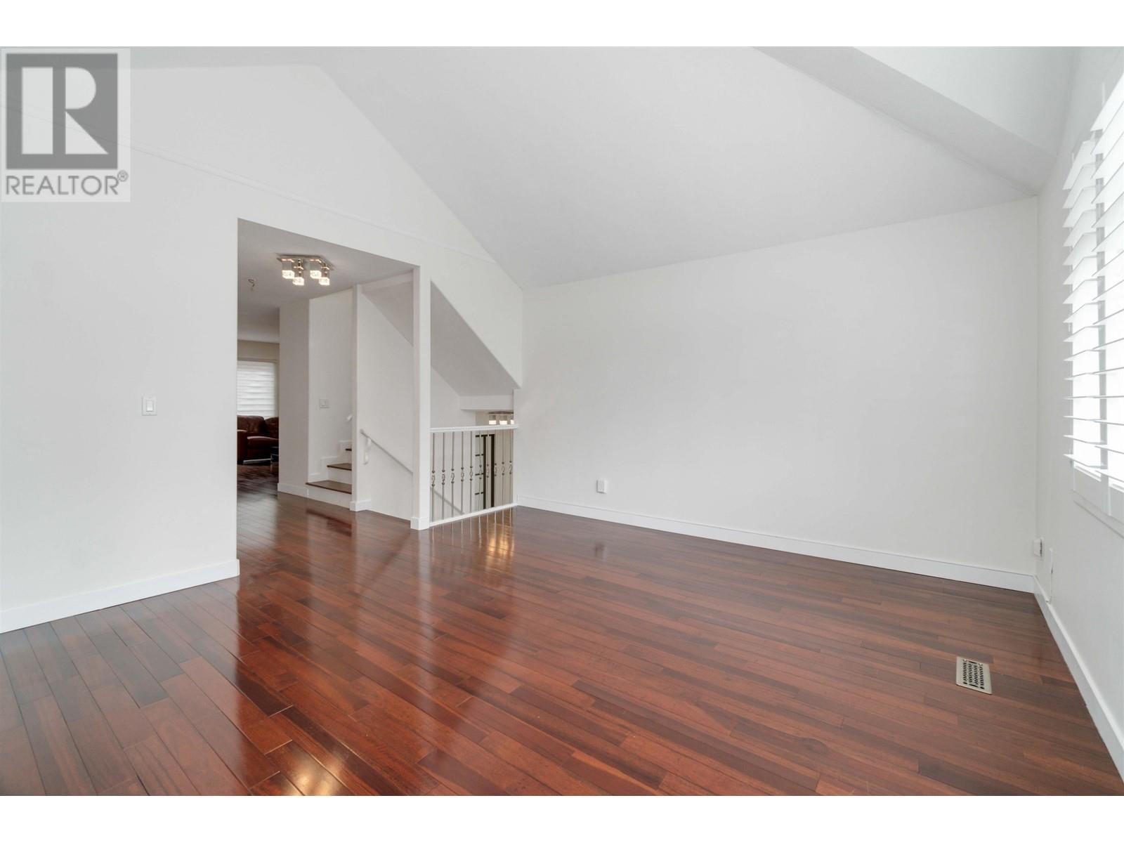 1633 Plateau Crescent, Coquitlam, British Columbia  V3E 3B3 - Photo 13 - R2943265
