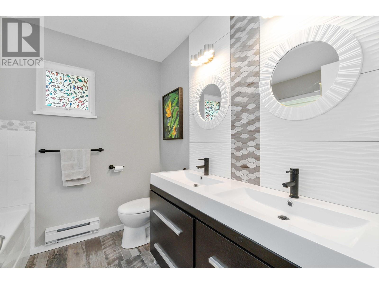 1633 Plateau Crescent, Coquitlam, British Columbia  V3E 3B3 - Photo 20 - R2943265