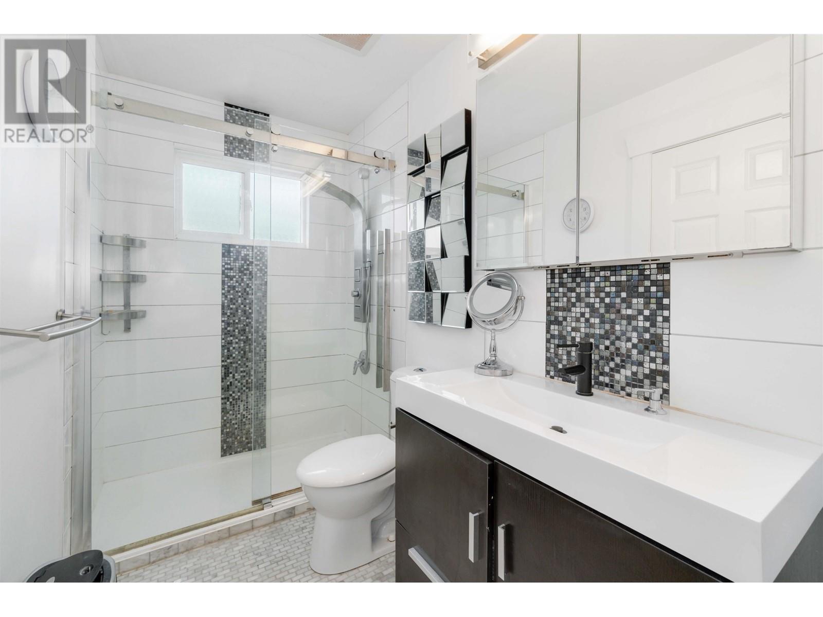 1633 Plateau Crescent, Coquitlam, British Columbia  V3E 3B3 - Photo 25 - R2943265