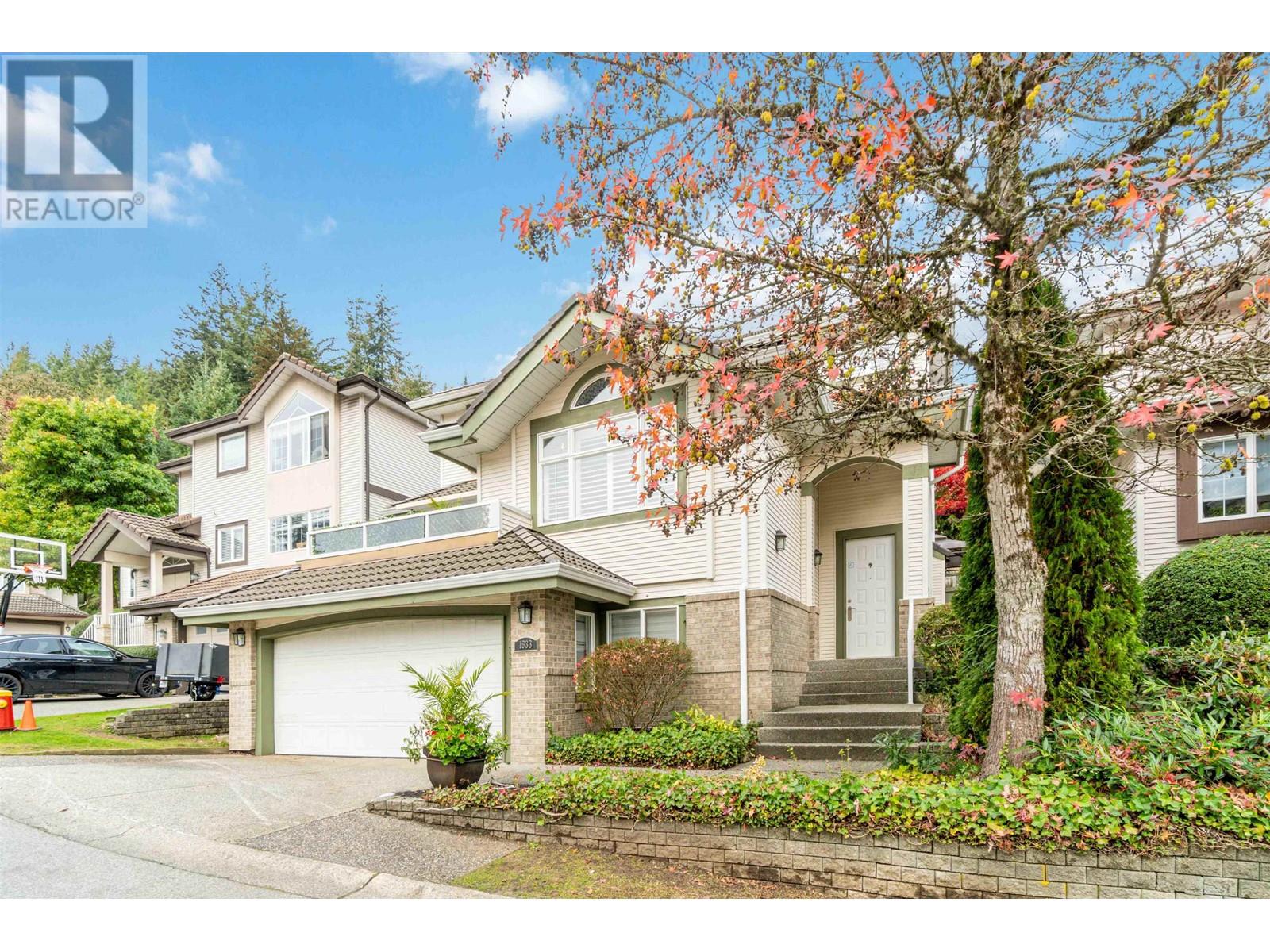 1633 Plateau Crescent, Coquitlam, British Columbia  V3E 3B3 - Photo 3 - R2943265