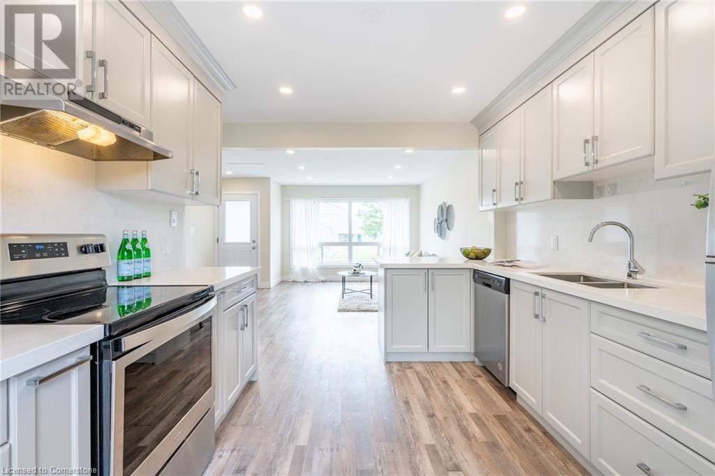 86 Brentwood Drive Unit# 1Hamilton, Ontario  L8T 3W3 - Photo 3 - 40682042