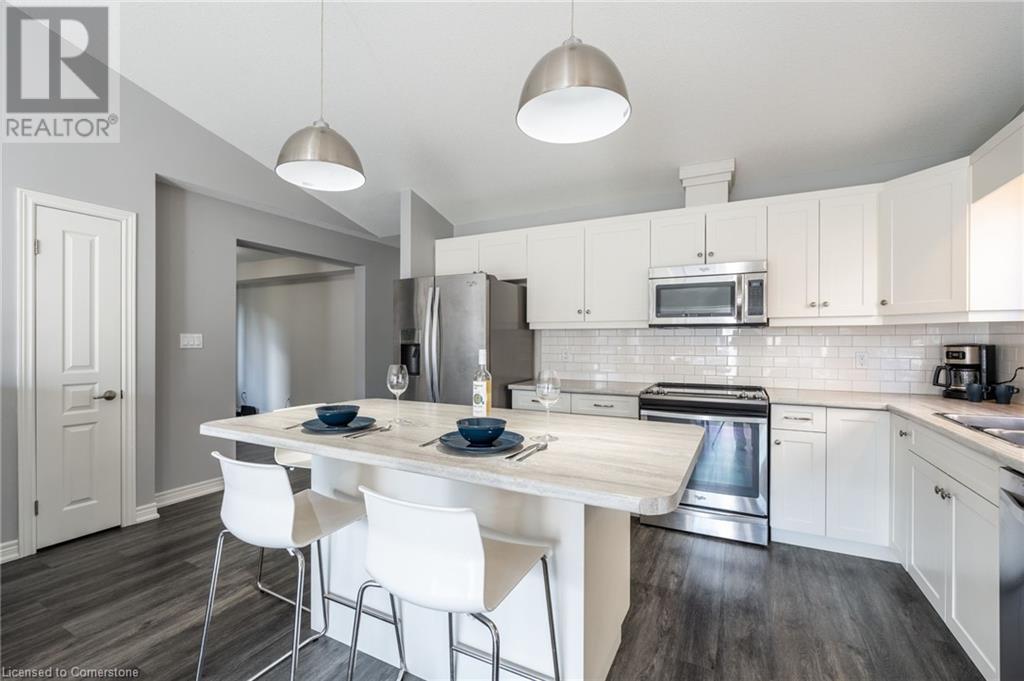 78 Silverwood Avenue, Welland, Ontario  L3C 0C3 - Photo 14 - 40682259