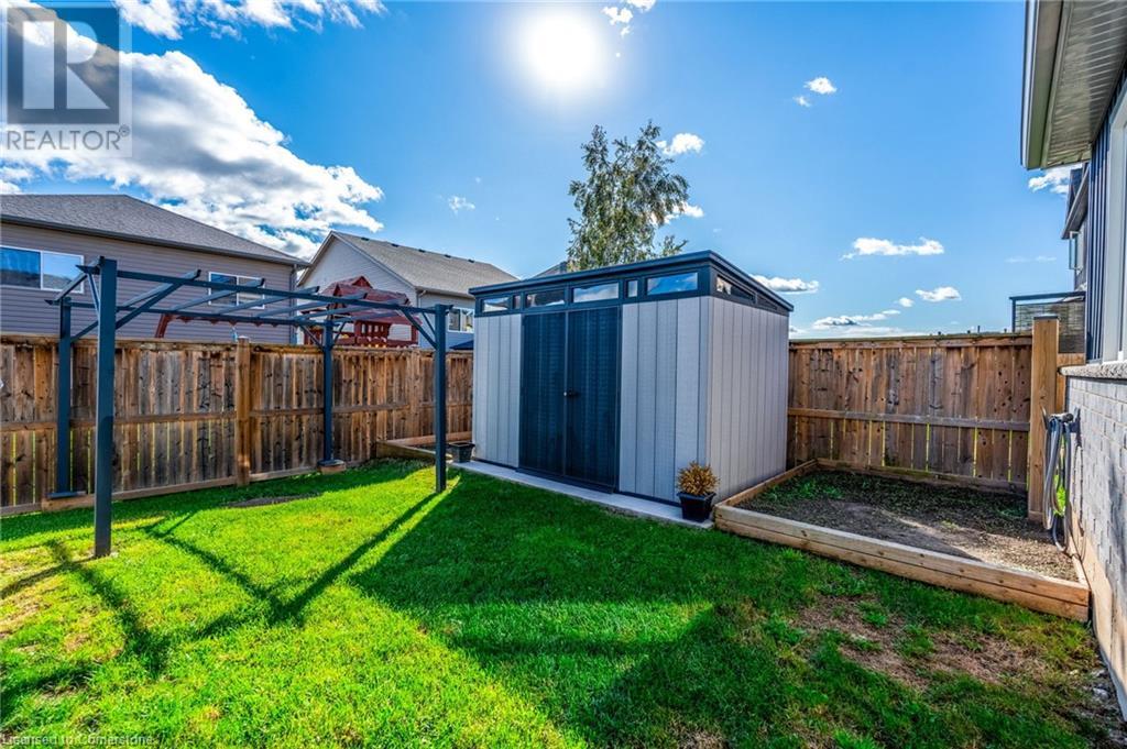 78 Silverwood Avenue, Welland, Ontario  L3C 0C3 - Photo 34 - 40682259