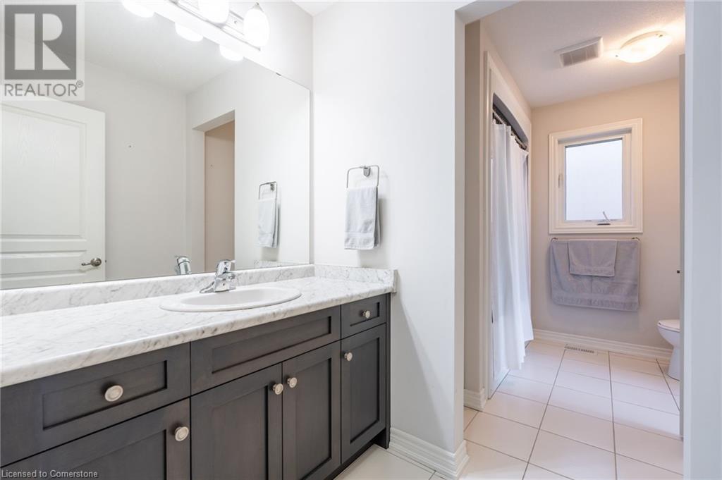 78 Silverwood Avenue, Welland, Ontario  L3C 0C3 - Photo 8 - 40682259