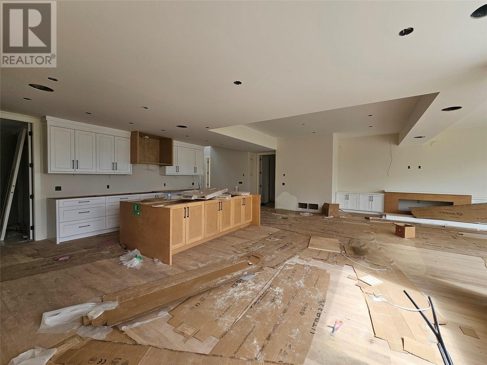 1122 Carnoustie Drive, Kelowna, British Columbia V1P 0A3 - Photo 6 - 10329424