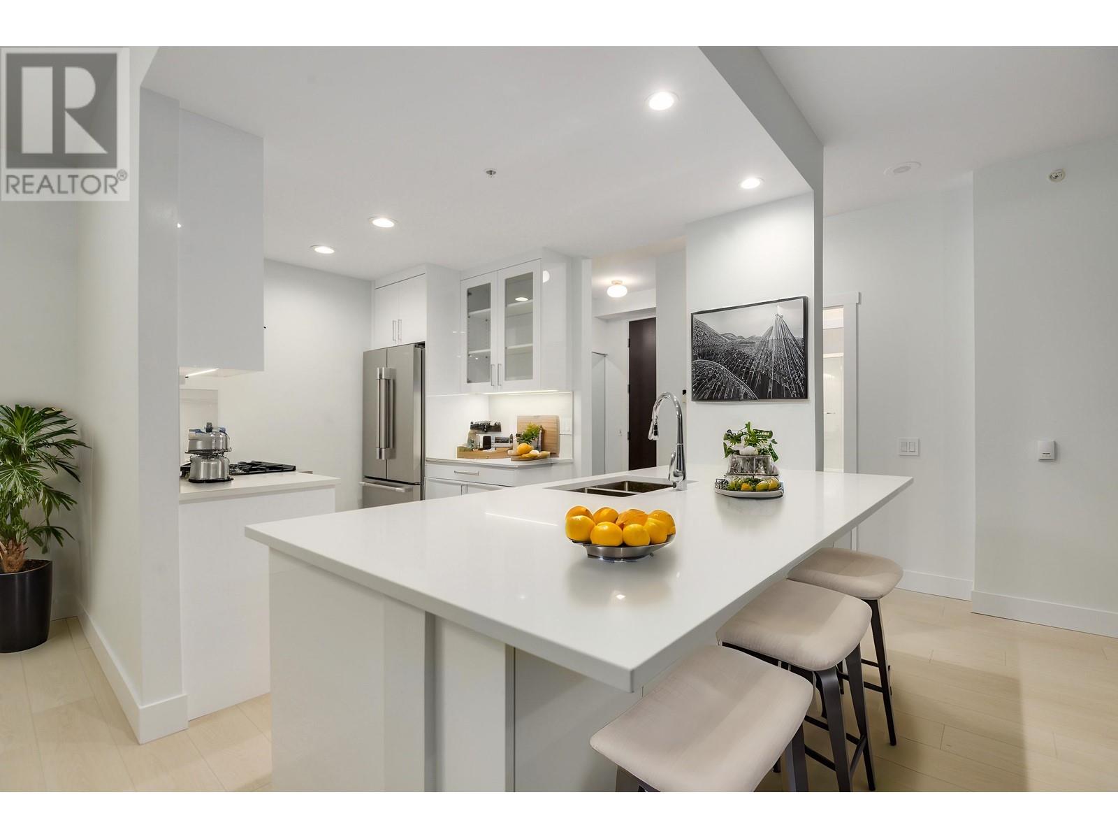 502 120 W 16th Street, North Vancouver, British Columbia  V7M 3N6 - Photo 6 - R2947564