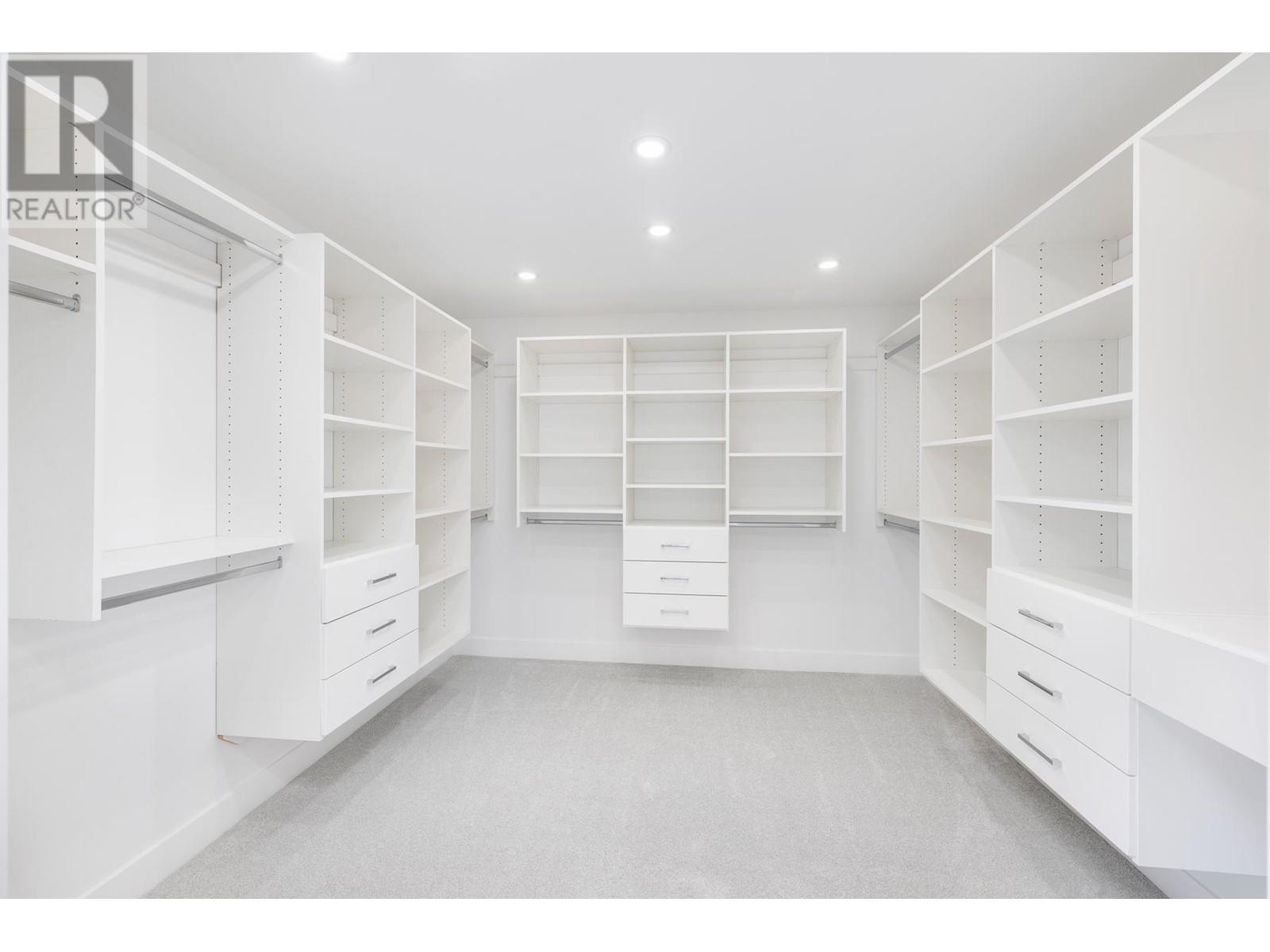 842 Runnymede Avenue, Coquitlam, British Columbia  V3J 2V2 - Photo 17 - R2947784