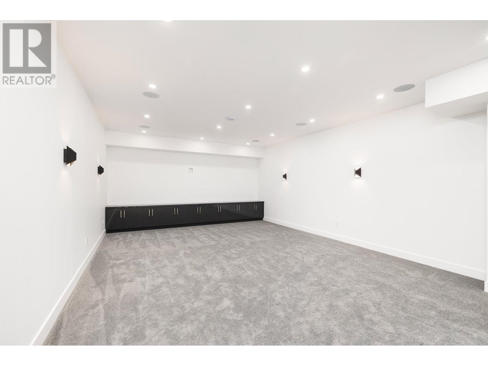 842 Runnymede Avenue, Coquitlam, British Columbia  V3J 2V2 - Photo 27 - R2947784
