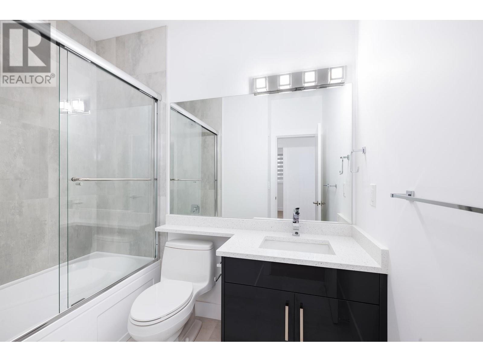 842 Runnymede Avenue, Coquitlam, British Columbia  V3J 2V2 - Photo 32 - R2947784