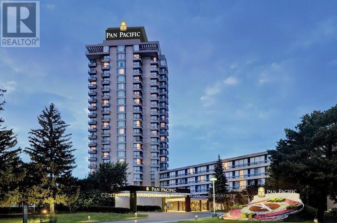 900 YORK MILLS ROAD, Toronto, Ontario
