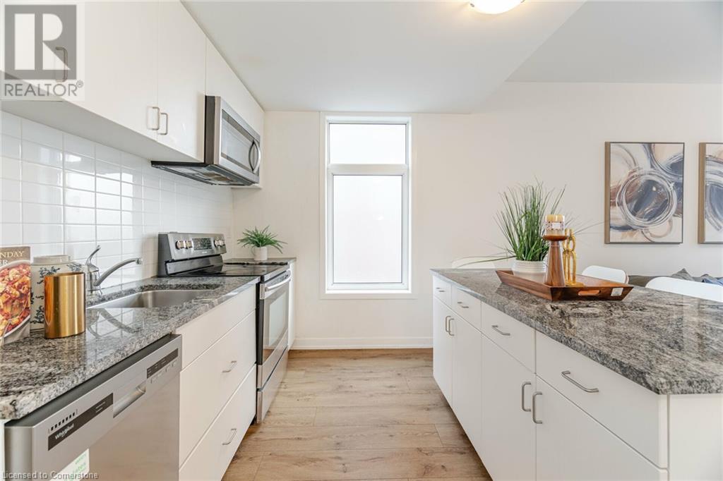 1720 Simcoe Street Unit# 31, Oshawa, Ontario  L1G 0C3 - Photo 6 - 40682335