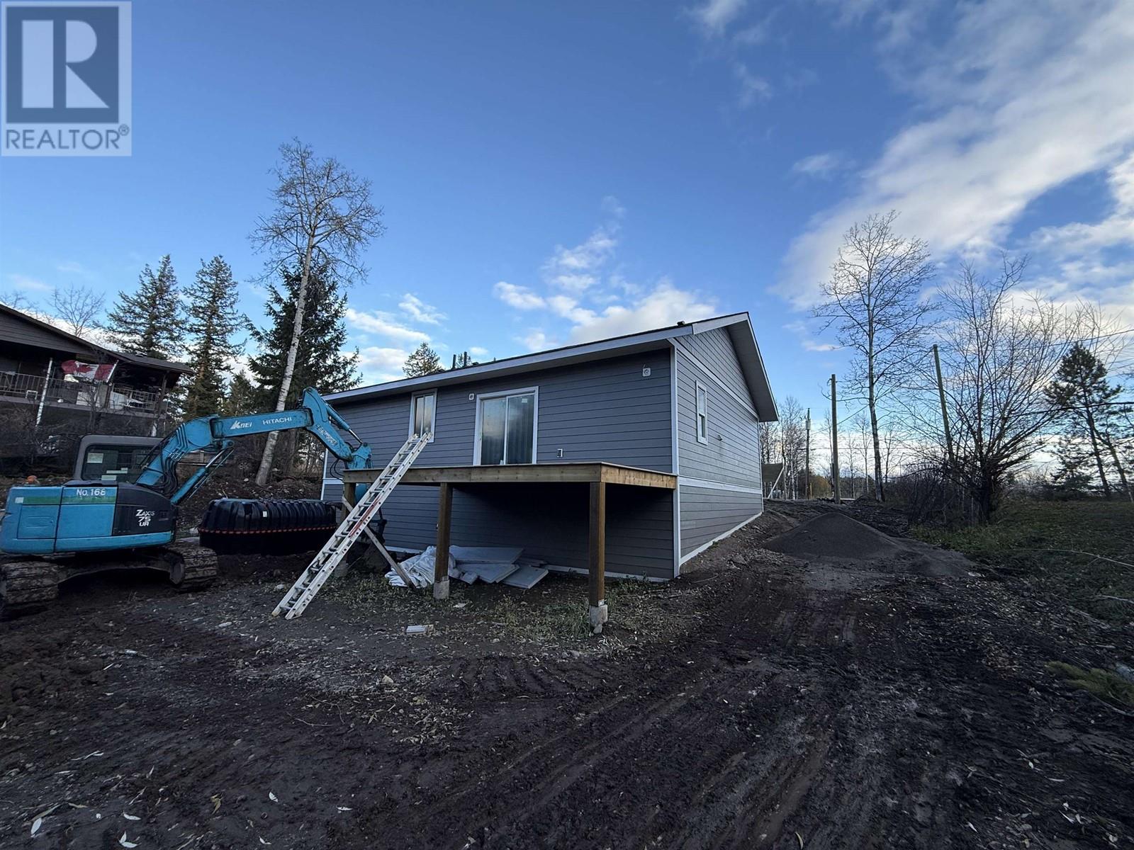 Property at 4724 CHILCOTIN CRESCENT image 5