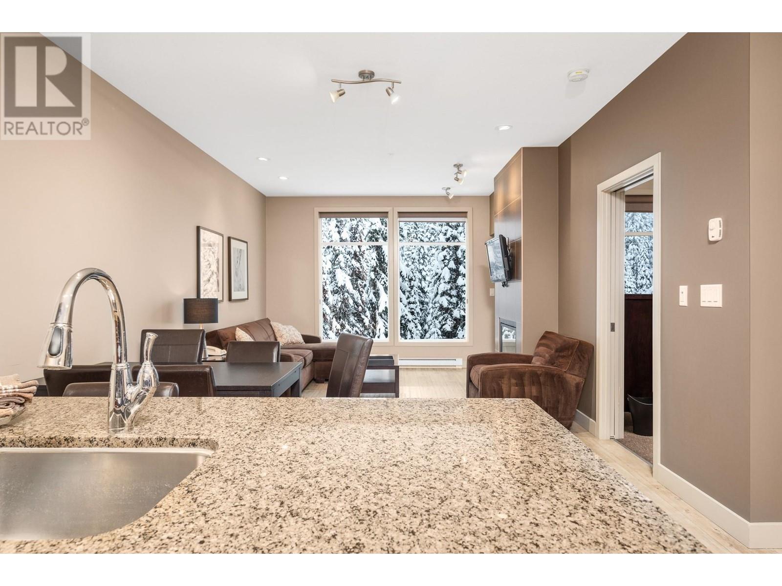 30 Monashee Road Unit# 310, Silver Star, British Columbia  V1B 3M1 - Photo 5 - 10329453