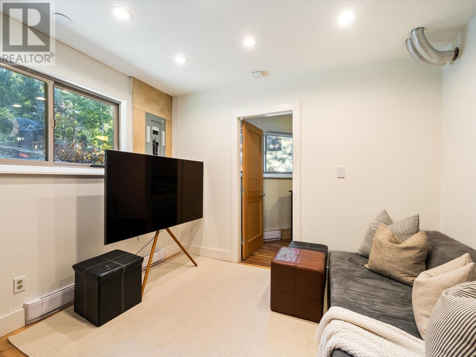 8204 Alpine Way, Whistler, British Columbia V8E 0G2 - Photo 29 - R2942946