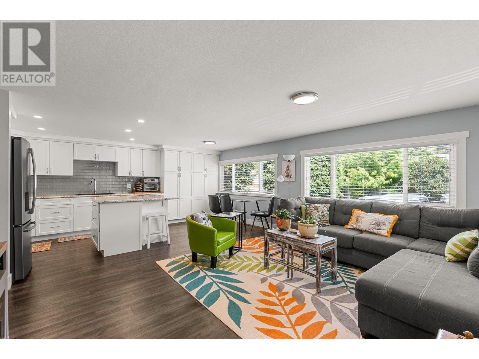 Property at 1881 Boucherie Road Unit# 4 image 3
