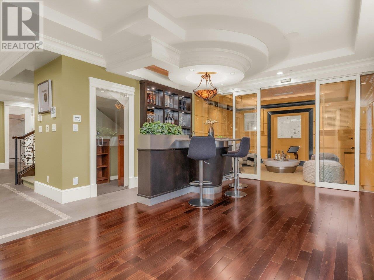 Listing Picture 33 of 37 : 6037 CHURCHILL STREET, Vancouver / 溫哥華 - 魯藝地產 Yvonne Lu Group - MLS Medallion Club Member