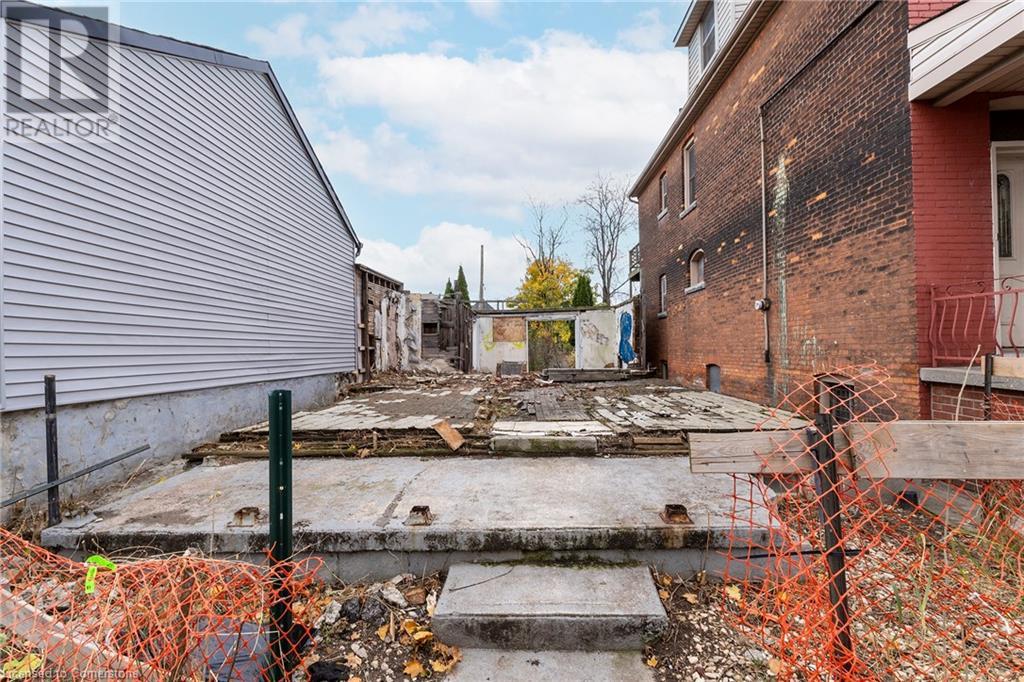 186 John Street N, Hamilton, Ontario  L8L 4P2 - Photo 8 - 40682421