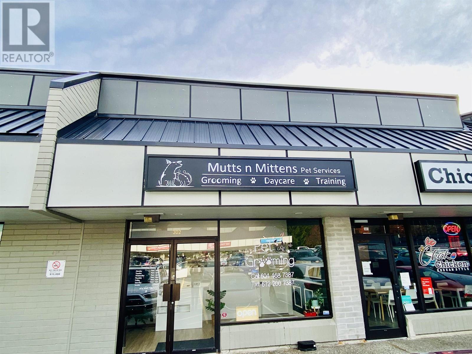302 1194 Lansdowne Drive, Coquitlam, British Columbia  V3E 1J7 - Photo 3 - C8064808