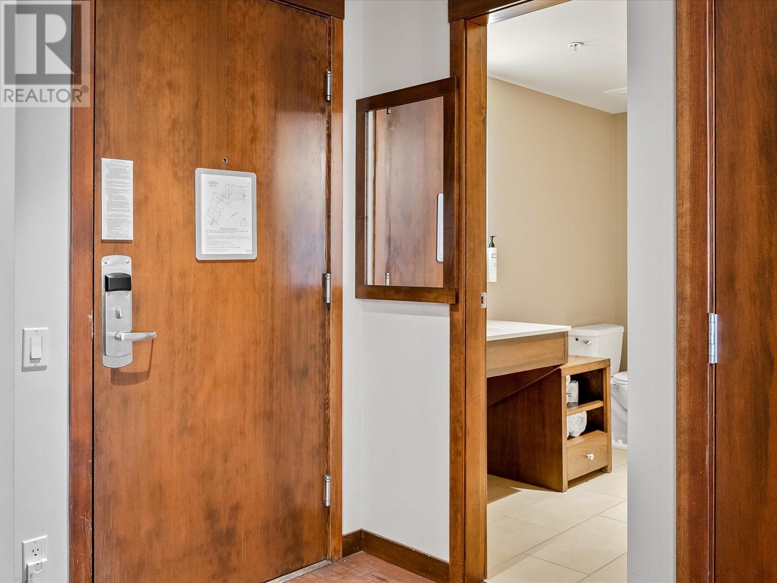 114d 2020 London Lane, Whistler, British Columbia  V8E 0B6 - Photo 13 - R2947867