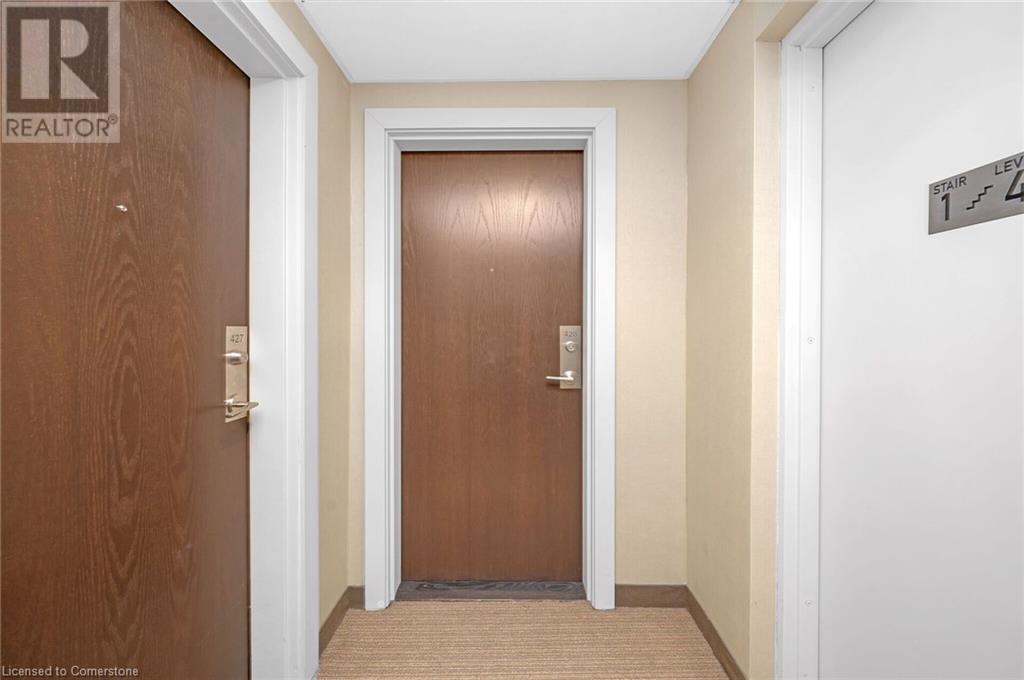 216 Oak Park Boulevard Unit# 428, Oakville, Ontario  L6H 0K3 - Photo 3 - 40682200