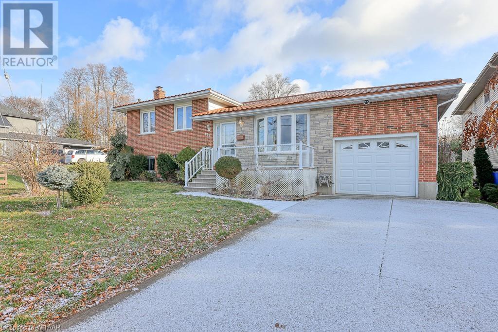 135 SOUTH Street, Woodstock, Ontario