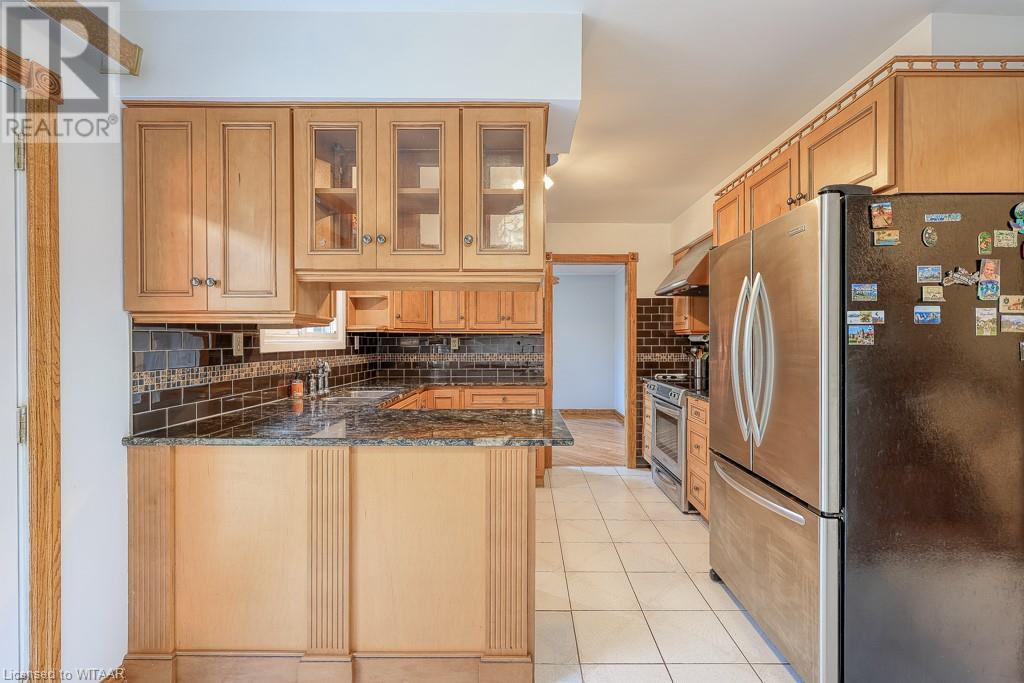 135 South Street, Woodstock, Ontario  N4S 3L3 - Photo 8 - 40681860