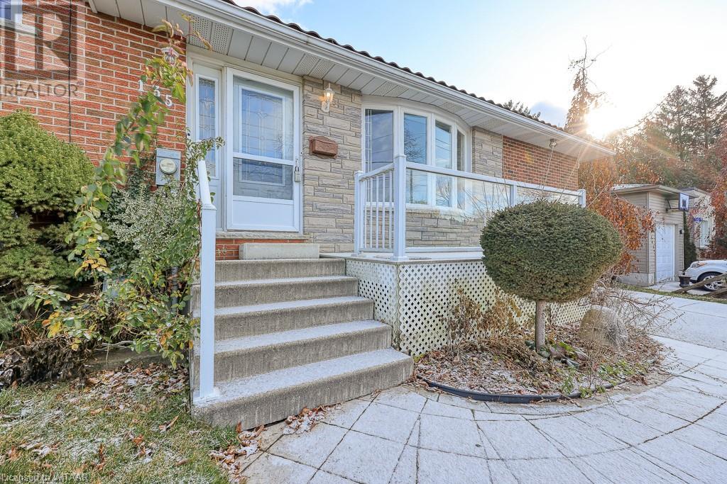 135 South Street, Woodstock, Ontario  N4S 3L3 - Photo 2 - 40681860