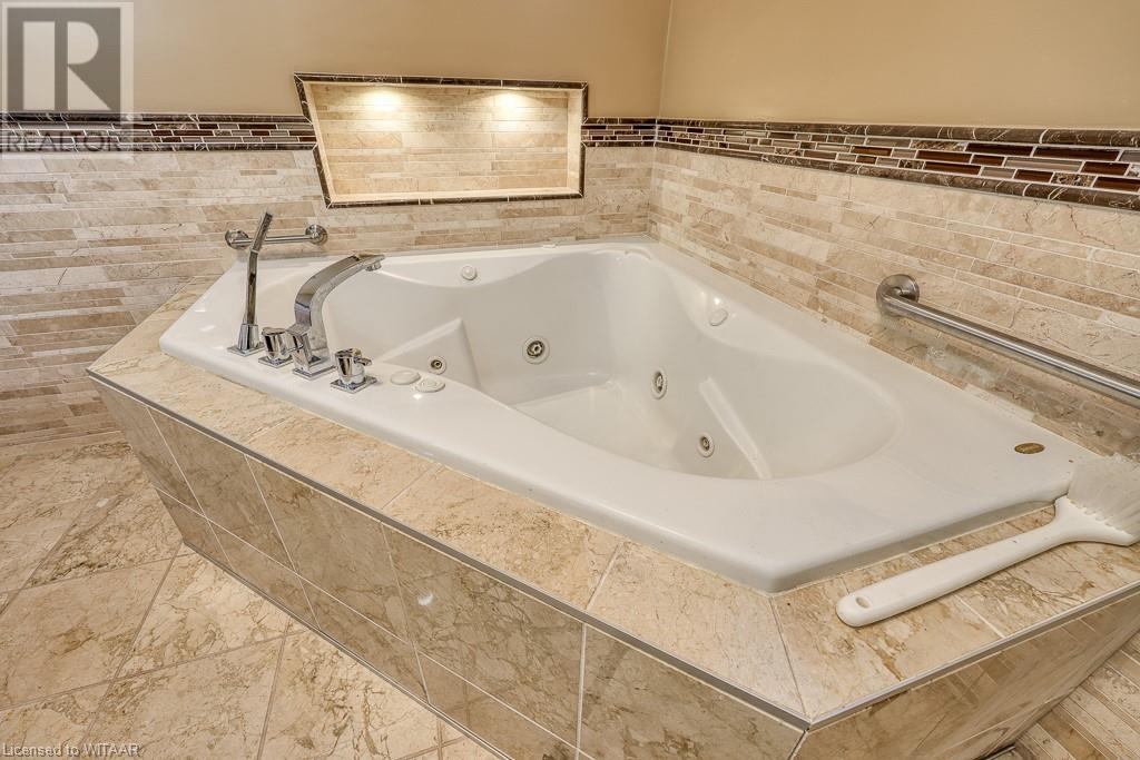 135 South Street, Woodstock, Ontario  N4S 3L3 - Photo 33 - 40681860