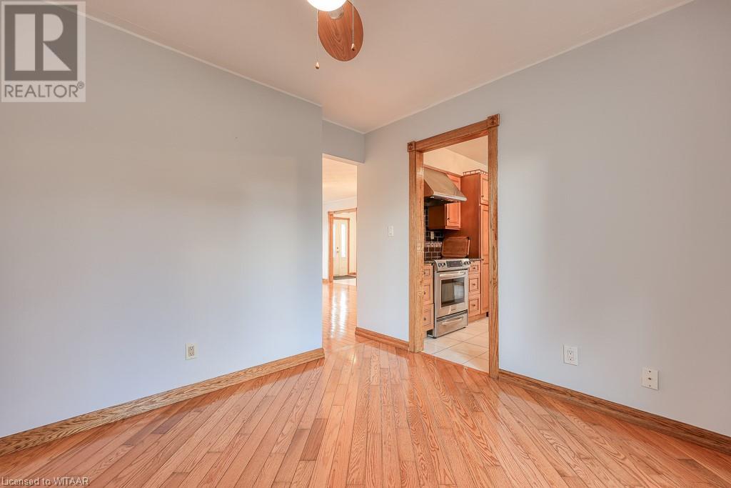 135 South Street, Woodstock, Ontario  N4S 3L3 - Photo 6 - 40681860