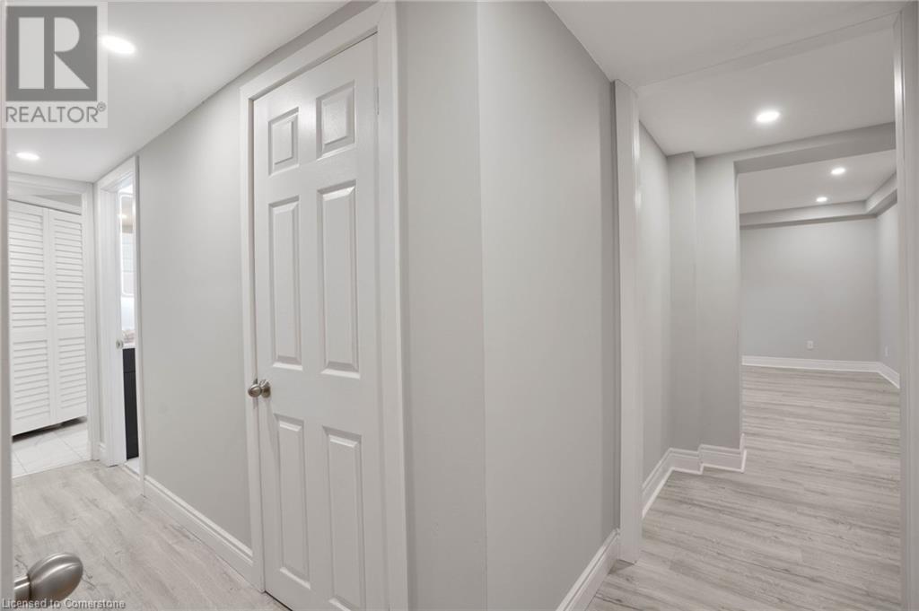 827 Ridge Road, Stoney Creek, Ontario  L8J 2Y3 - Photo 27 - 40681922