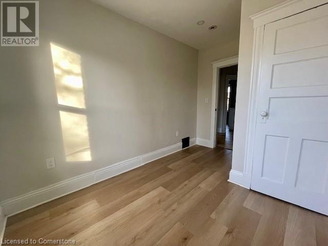 27 Strathcona Avenue S Unit# 2, Hamilton, Ontario  L8P 4J1 - Photo 11 - 40682252