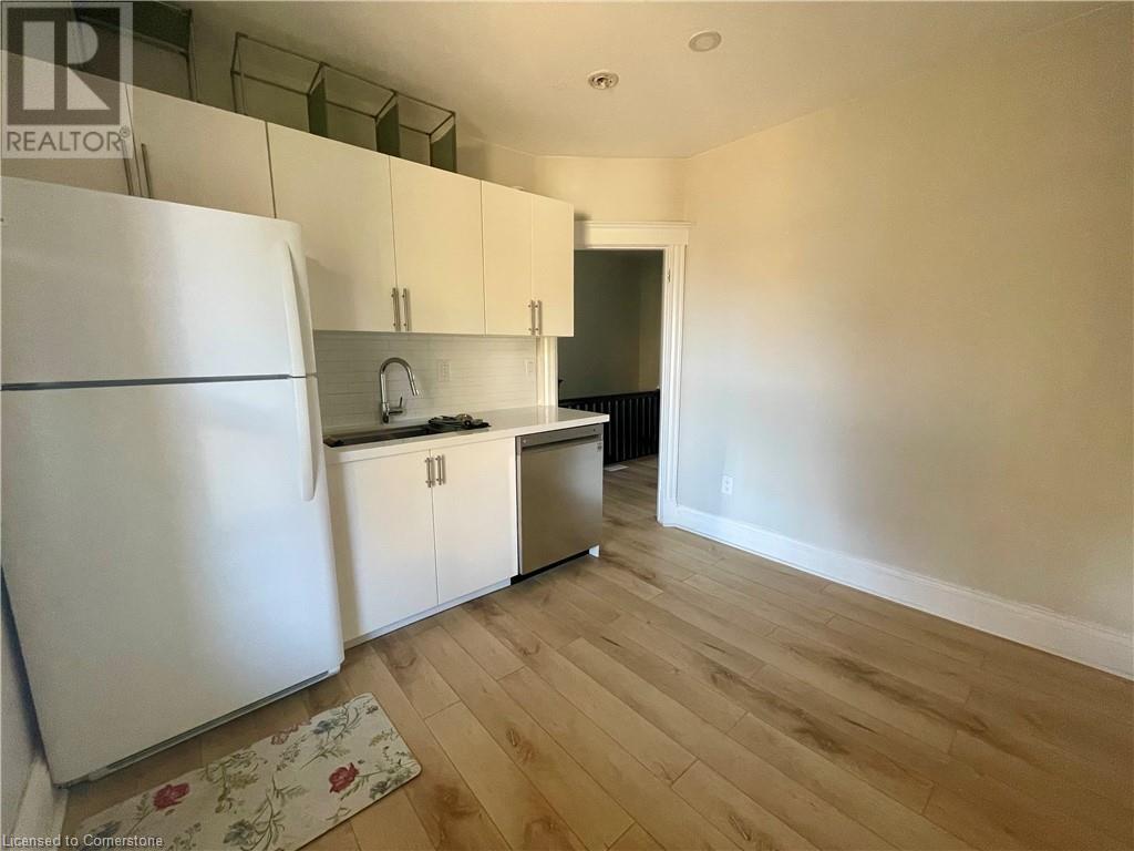 27 Strathcona Avenue S Unit# 2, Hamilton, Ontario  L8P 4J1 - Photo 19 - 40682252