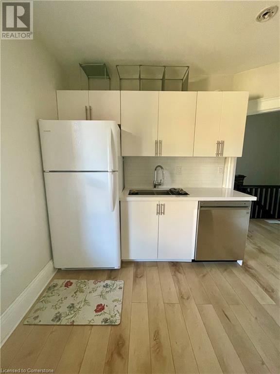 27 Strathcona Avenue S Unit# 2, Hamilton, Ontario  L8P 4J1 - Photo 20 - 40682252