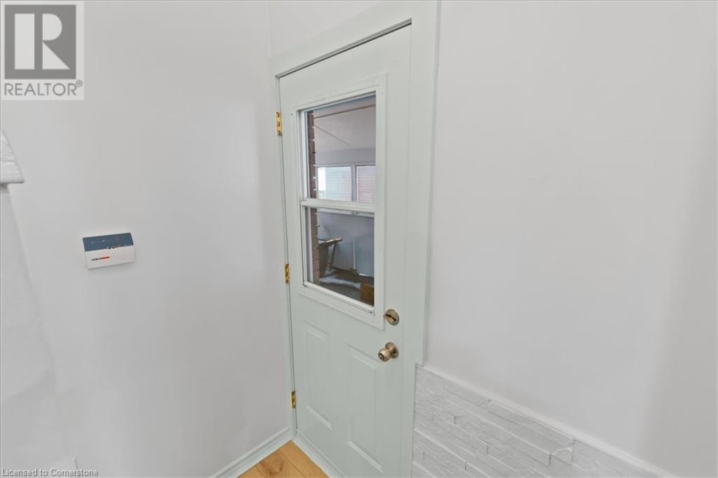 93 Lowrey Avenue SCambridge, Ontario  N1R 4Z7 - Photo 26 - 40680998