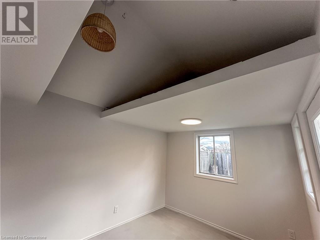 93 Lowrey Avenue SCambridge, Ontario  N1R 4Z7 - Photo 45 - 40680998