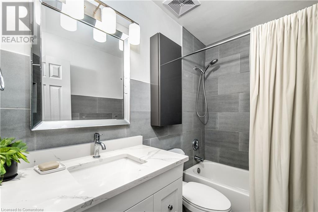 93 Lowrey Avenue SCambridge, Ontario  N1R 4Z7 - Photo 25 - 40680998