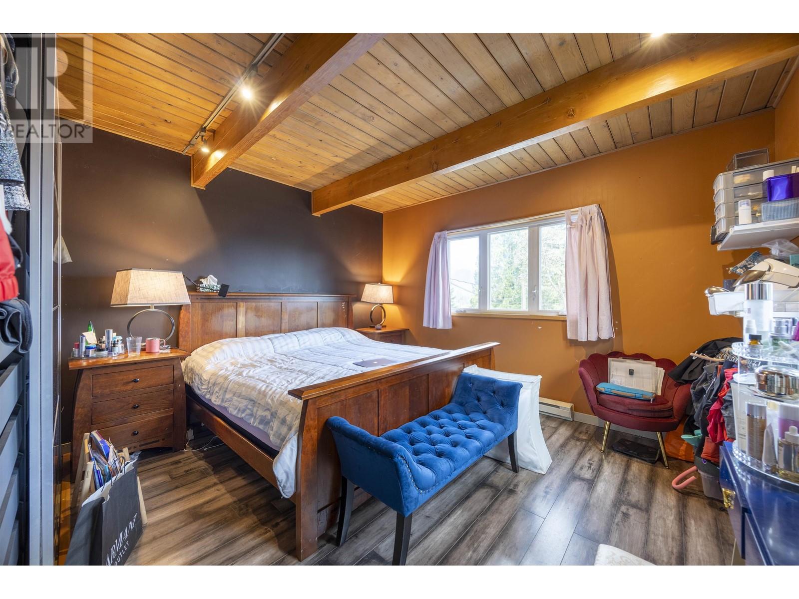 873 Baycrest Drive, North Vancouver, British Columbia  V7G 1N7 - Photo 15 - R2947160