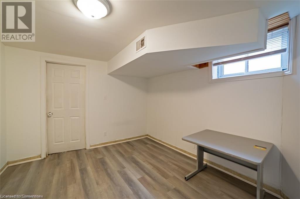 279 West 5th Street Unit# Lower, Hamilton, Ontario  L9C 3P1 - Photo 16 - 40673964
