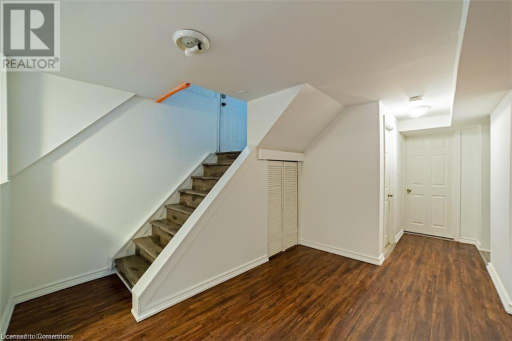 279 West 5th Street Unit# Lower, Hamilton, Ontario  L9C 3P1 - Photo 2 - 40673964