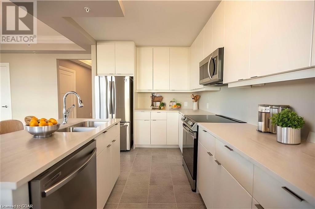 73 Arthur Street S