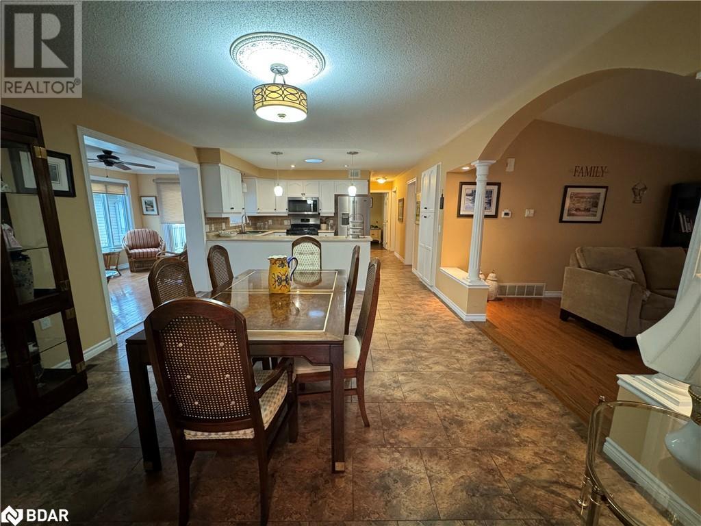 4 Ventnor Crescent, Wasaga Beach, Ontario  L9Z 3A8 - Photo 5 - 40678252