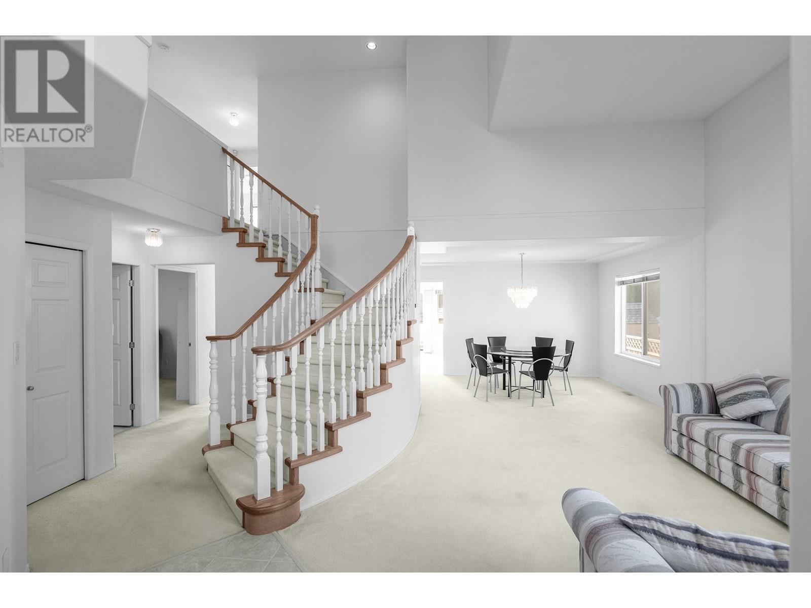 Listing Picture 5 of 27 : 22691 CHALDECOTT DRIVE, Richmond / 烈治文 - 魯藝地產 Yvonne Lu Group - MLS Medallion Club Member